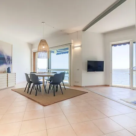 Sulla Di Toto E Tota Appartement *
